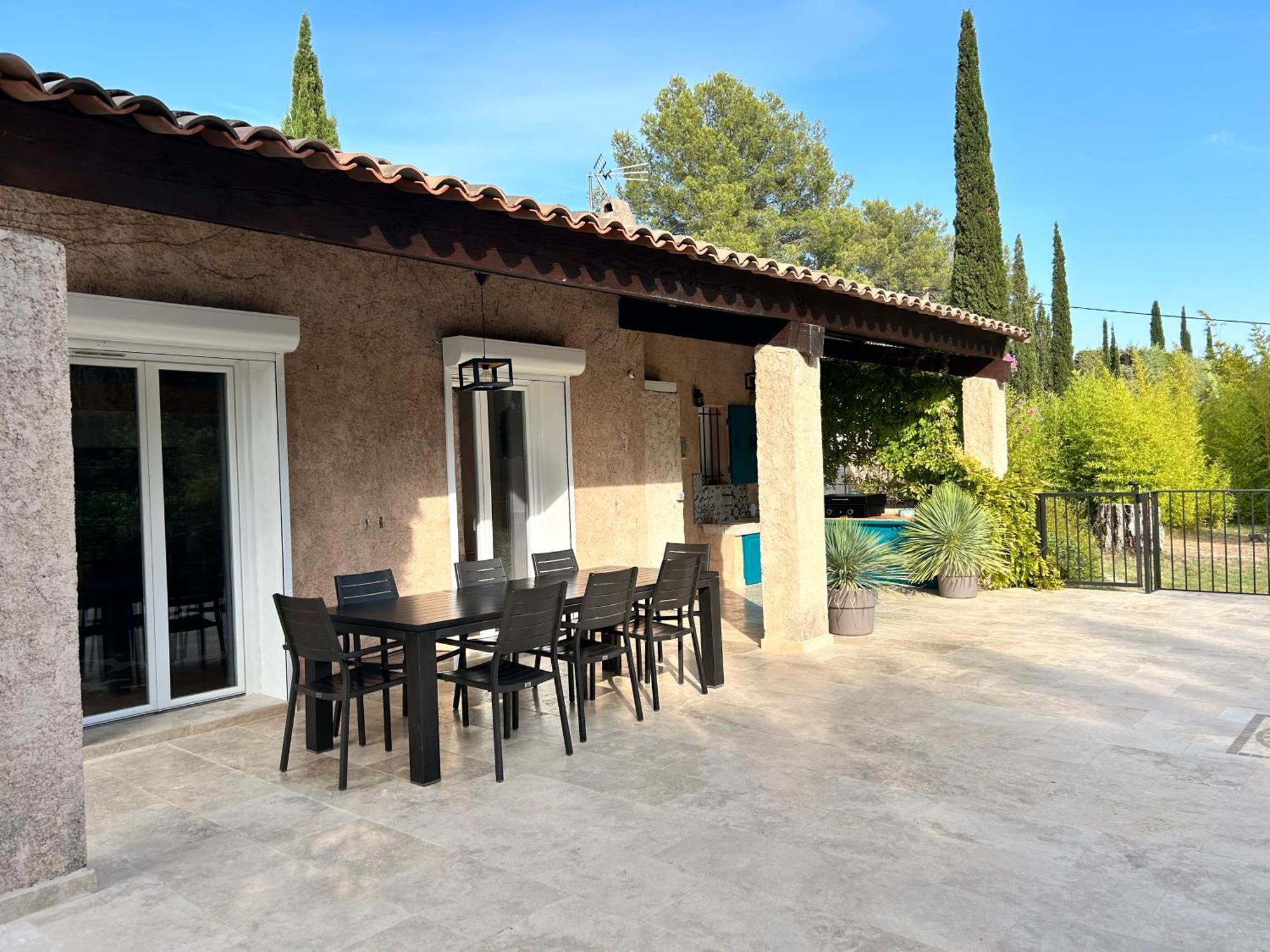 Villa De Charme En Campagne Avec Piscine Privee Et Nature Luxuriante Le Beausset Exterior photo